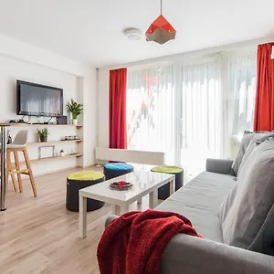 Modern Four Bedroom In Palace District Appartamento Budapest